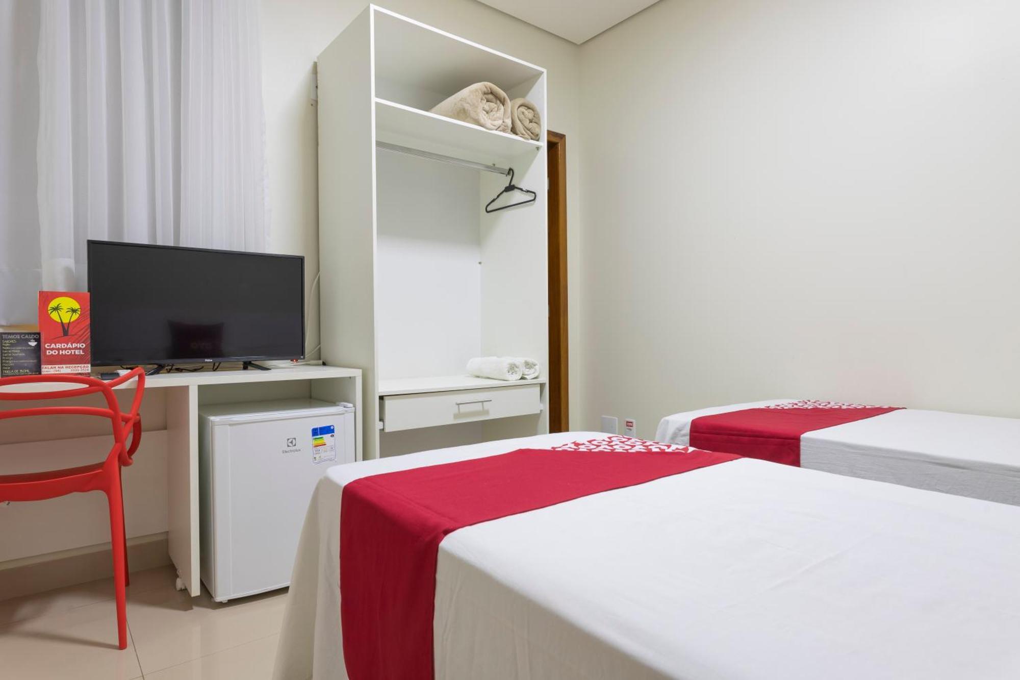 Oyo Tropical Confort Hotel, Brasilia Sao Sebastiao  Dış mekan fotoğraf